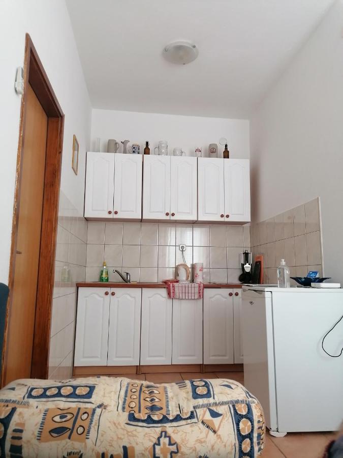 Apartmani Rija 3 Pag Town Exterior foto