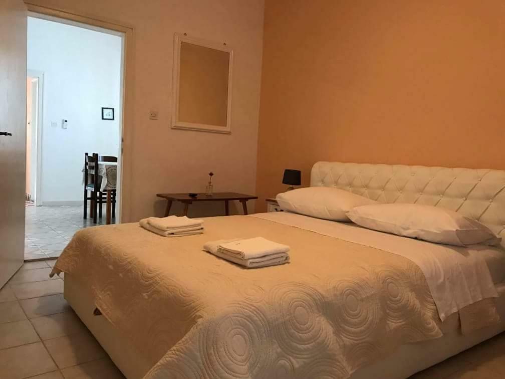 Apartmani Rija 3 Pag Town Exterior foto